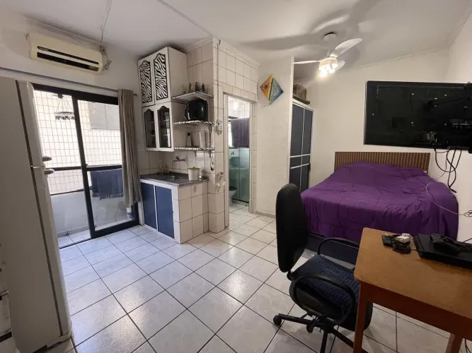 Kitnet com 0 quarto, Canto do Forte, Praia Grande - R$ 200 mil, Cod: 723771