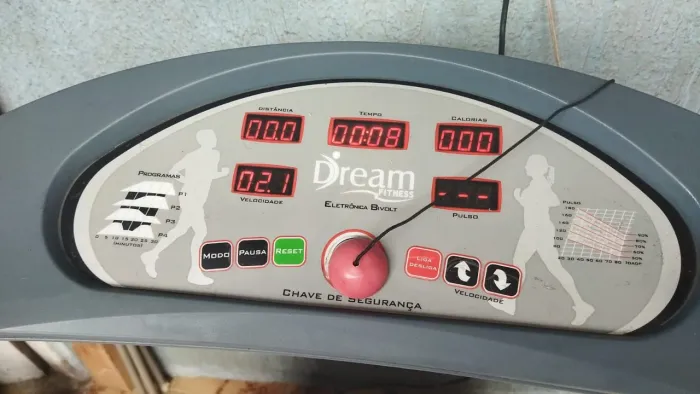 Esteira Dream Eletrônica DR2110 ate 120kg Bivolt