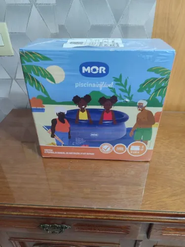 Piscina + churrasqueira 