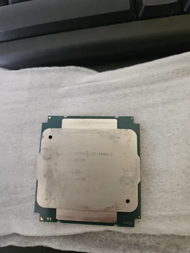 XEON 2699V3 ? 18 Cores / 36 Threads FUNCIONANDO PERFEITAMENTE