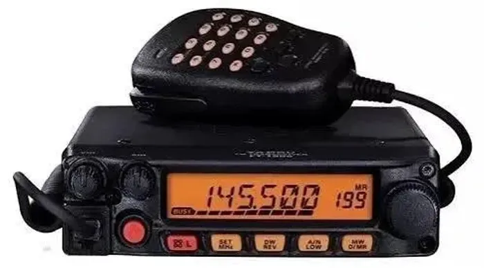 Rádio Yaesu Vhf Yaesu 1900 Super Novo