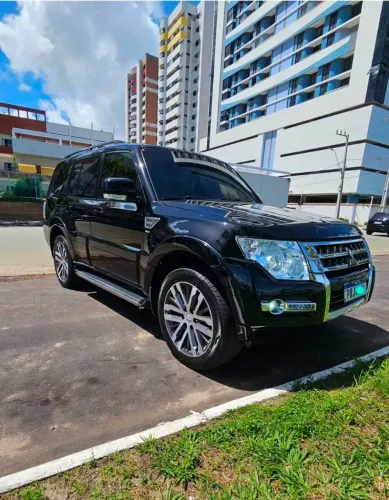 Mitsubishi Pajero HPE Full 3.2 4X4 T.i.dies. 5P AUT 2019