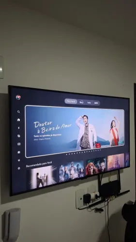 Smart TV 4K Samsung 43" 43CU7700 Crystal UHD Wi-Fi Alexa Preto