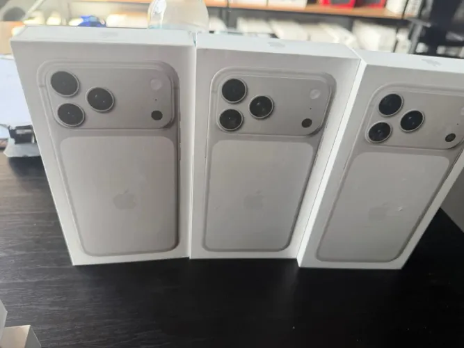 iPhone 17 Promax 256 Silver