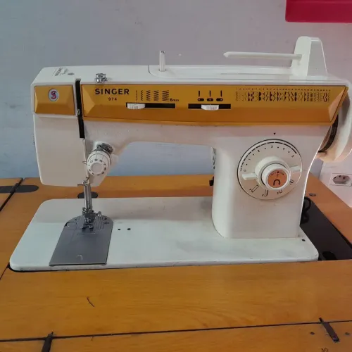 Máquina de costura Singer 974 zigue-zague