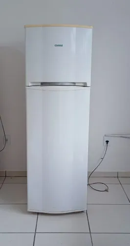 Vendo geladeira consul frosfrre funcionando perfeitamente 