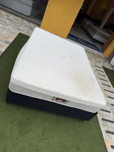 Cama box CASAL MONET USADA TOP - ENTREGAMOS