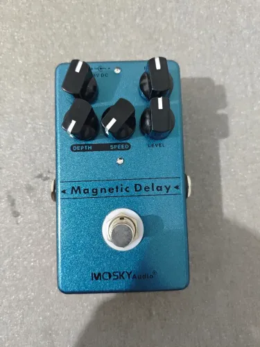 Pedal magnetic delay mosky