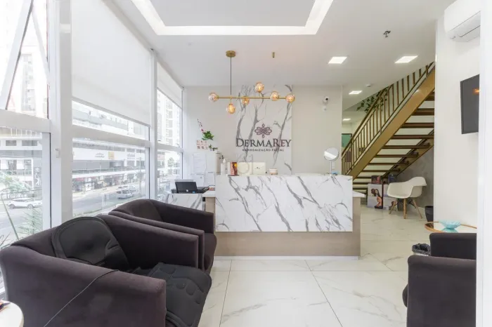 LOJA DUPLEX À VENDA NO REAL SPLENDOR | VISTA PARA AV. DAS CASTANHEIRAS | PRONTA PARA CLÍNI