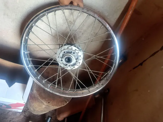 Roda dianteira da 150