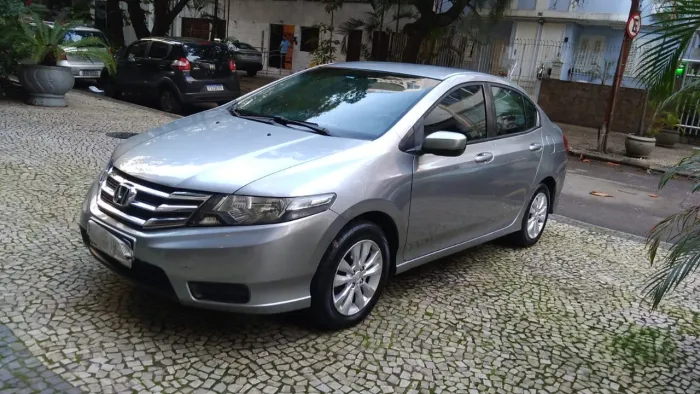 Honda City Sedan LX 1.5 Flex 16V 4P Aut. 2013
