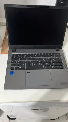ACER TRAVELMATE P214-55 - DESEMPENHO, MOBILIDADE E CONFIABILIDADE!