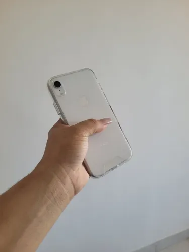 Vendo iPhone xr ou troco por um guarda roupa de casal