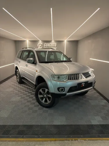 Mitsubishi Pajero Dakar 3.2 4X4 T.i. Dies. 5P Aut. 2013
