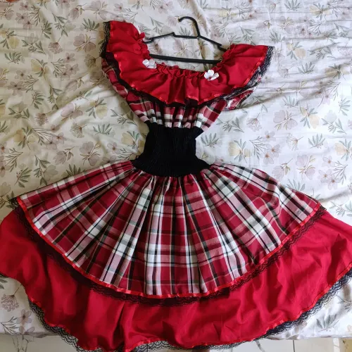Vestido de Festa Junina Infantil - Lindo, Rodado e Ajustável