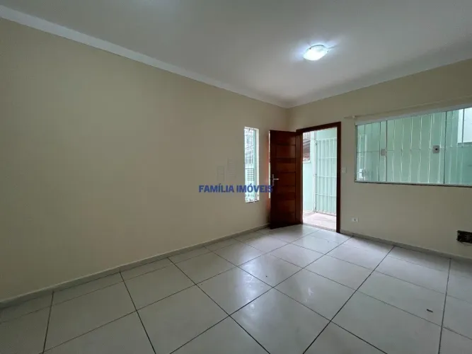Sobrado para alugar 2 quartos quintal vaga Vila Belmiro Santos SP