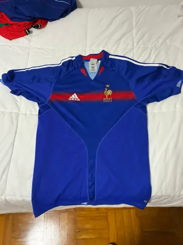 CAMISETA SEL. FRANÇA ?(antiga)