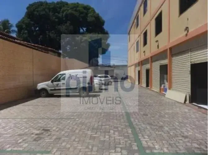 Sala Comercial para Venda em Lauro de Freitas, Recreio Ipitanga, 1 banheiro, 1 vaga