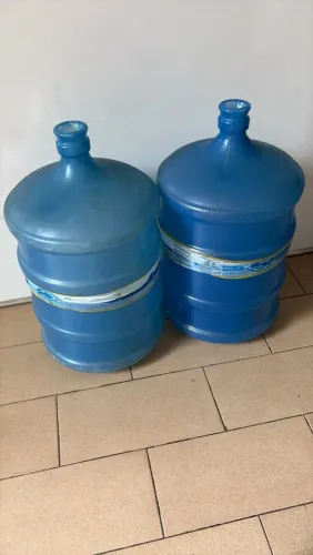 Galão de água