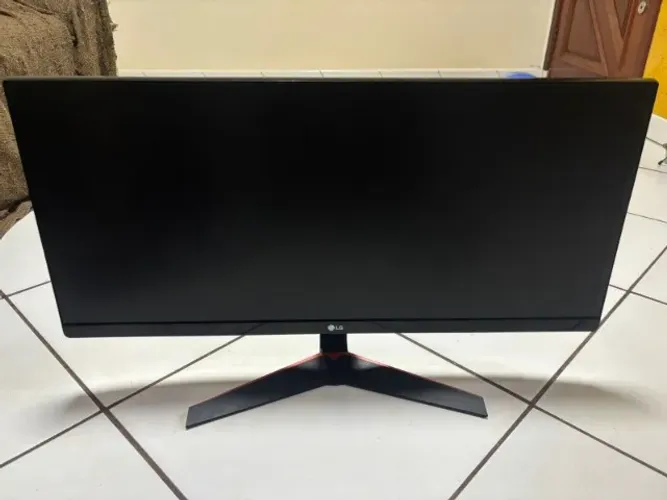 Monitor LG 29" Ultrawide IPS 29UM69G-B 75Hz FreeSync - 2 pixels queimados (2020)