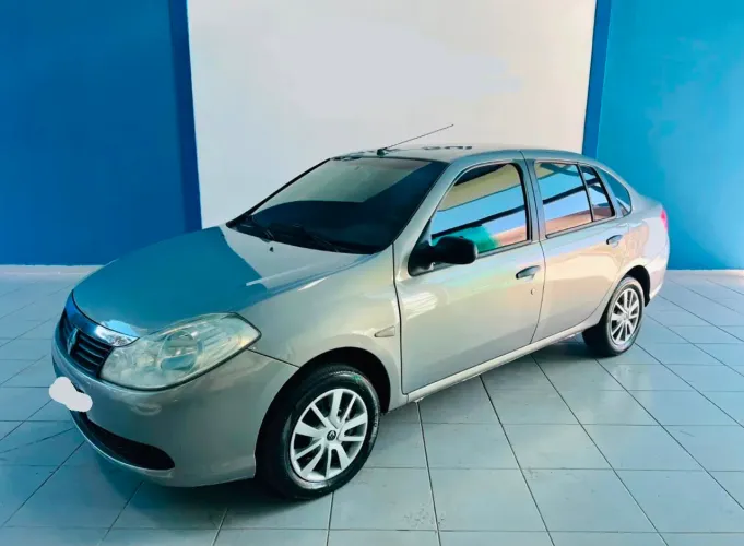 Renault Symbol Expression Hi-flex 1.6 16V 4P 2010