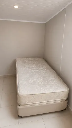 Cama Box Solteiro Usada