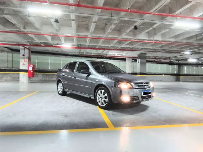 Chevrolet Astra Advant. 2.0 MPFI 8V Flexp. 5P Aut. 2011