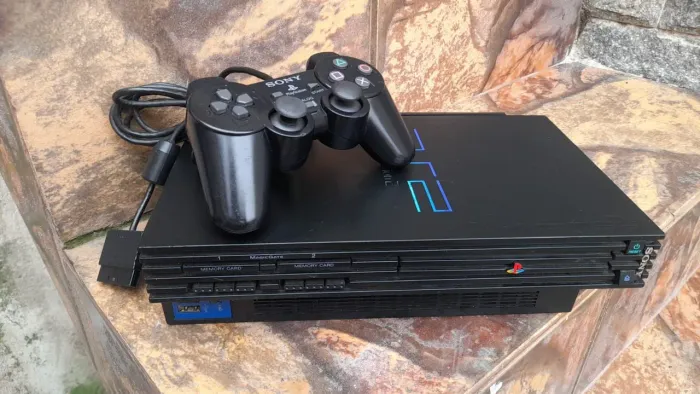 Playstation 2 Fat HD interno 1 terabyte.