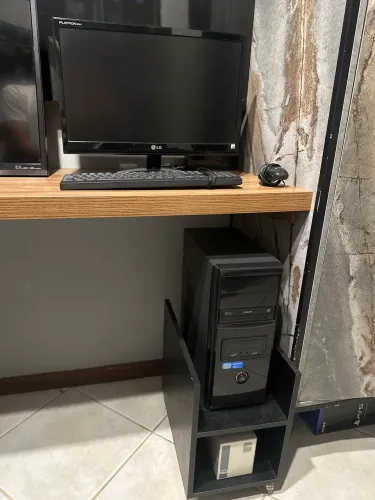 KIT PC COMPLETO PARA TRABALHO (INCLUSO SUPORTE PARA GABINETE)