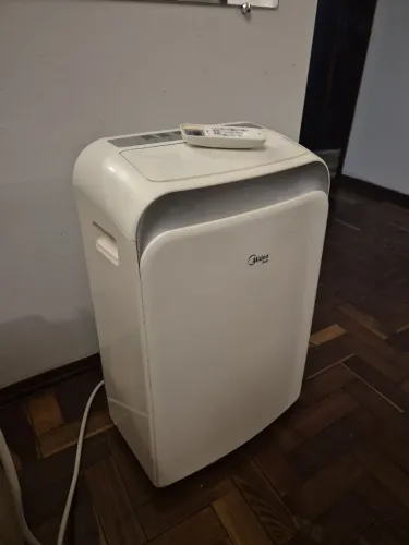 Ar Condicionado Portátil Midea Liva MPB-12CR V2 - 12.000 BTU/h
