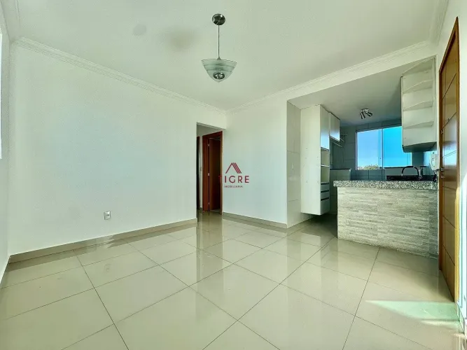 Apartamento com 3 Quartos à Venda, 80m²