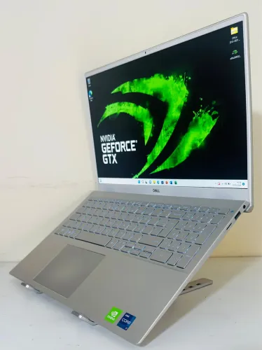 Notebook Dell Profissional i7-11 Gen / 16GB RAM SSD NVMe M2 512GB Nvidia GeForce 18x S/e