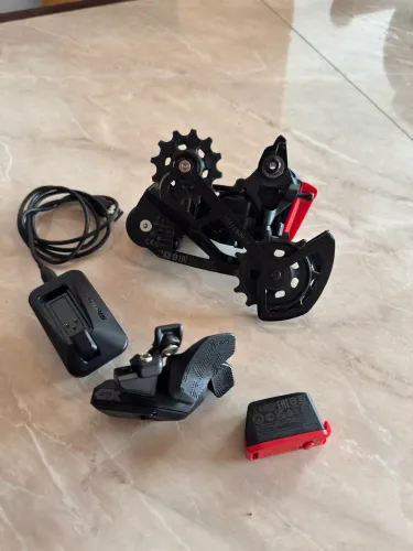 Cambio e trocador Sram GX AXS