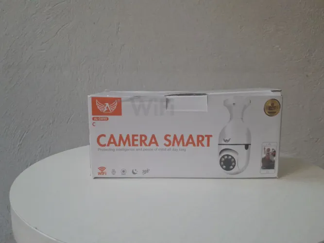 Câmera de Segurança WiFi Smart 360° Visão Noturna + Áudio