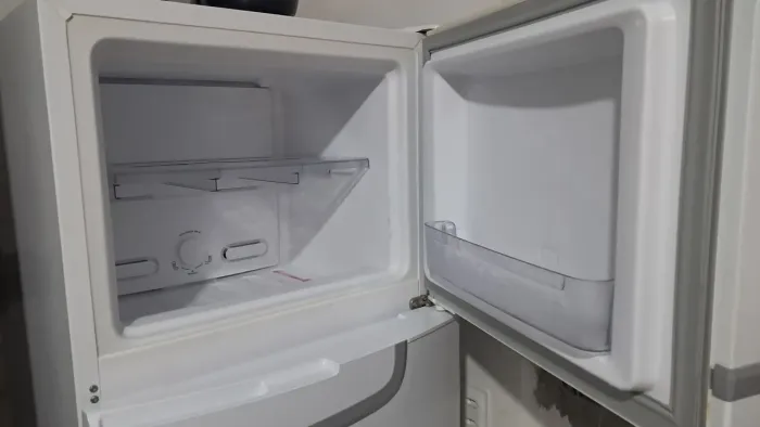 Vendo geladeira consul
