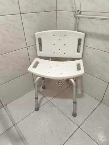 Banqueta de banho até 100 kg