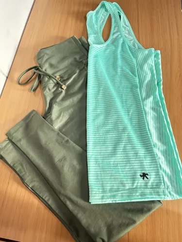 conjunto fitness sarados regata e legging