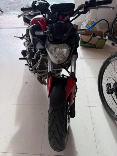 Vende-se MT-07 veículo extra 