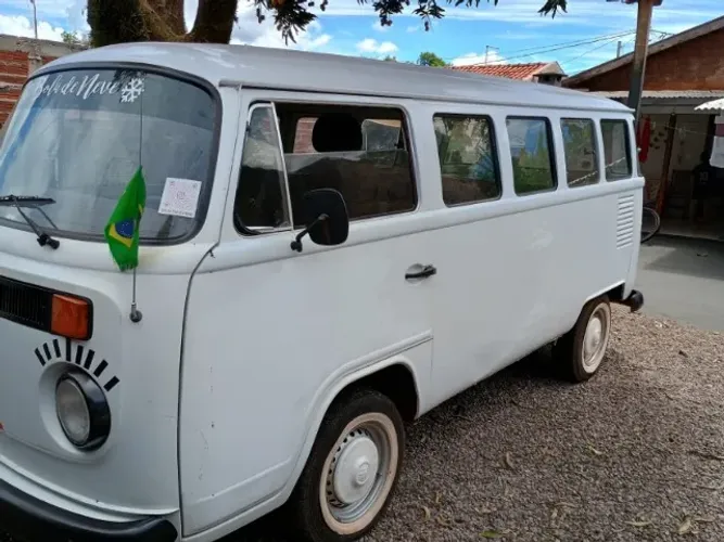 Volkswagen Kombi Standard/ Luxo/ Serie Prata 1995