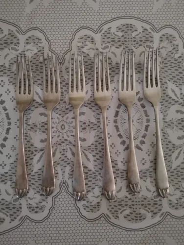 Kit de 6 Garfos Antigos com Detalhe Decorativo