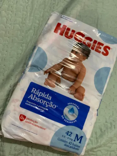 FRALDA HUGGIES AZUL RÁPIDA ABSORÇÃO