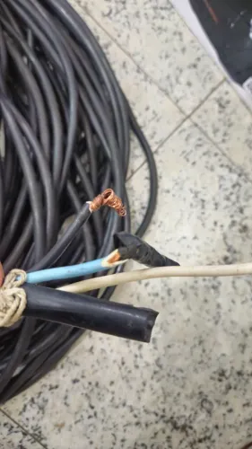 VENDO CABO TRIPOLAR 3 × 4 mm² | 68 METROS Parcelo no cartão 6x