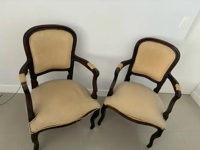 Duas Cadeiras Luís XV
