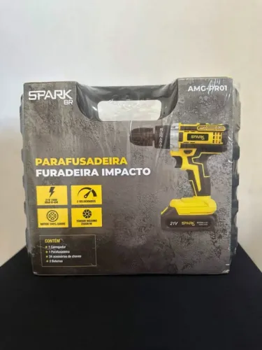 Parafusadeira/Furadeira 21V/ 2 baterias
