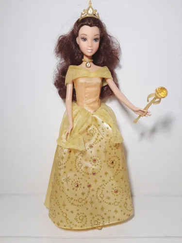 Boneca Clássica Bela - Disney Store