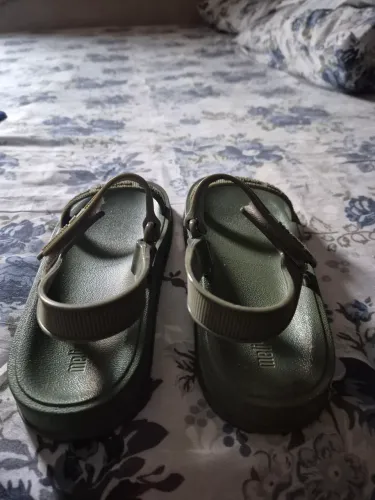 Papete Melissa semi nova