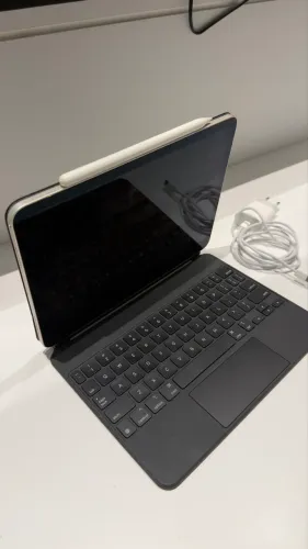 ipad Air 5° geração + apple pencil + teclado original apple 