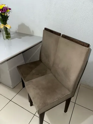 Mesa 4 cadeiras