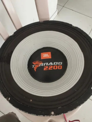 Vendo Tornado 15" 2200