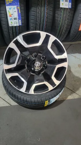 Rodas da Toyota Hilux Aro 17